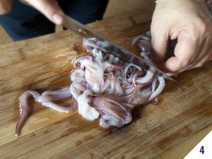 Tagliare i tentacoli dei calamari